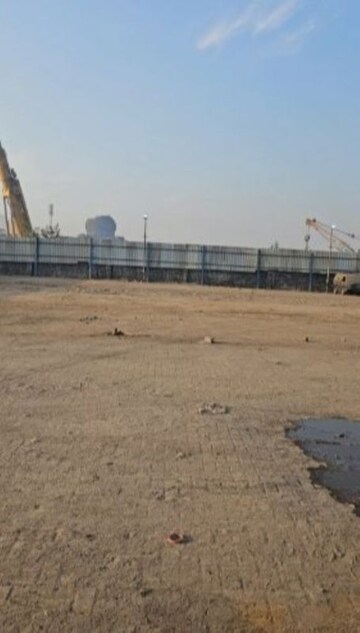  Plot For Sale in Adivali