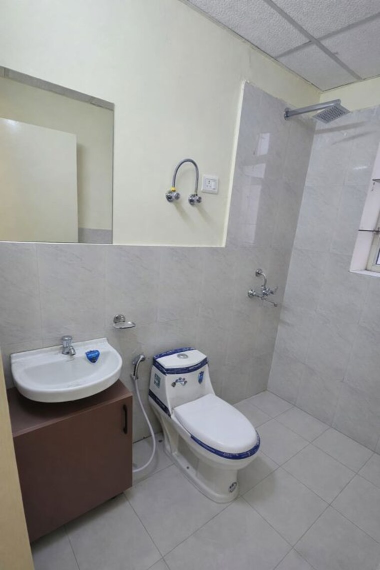 Bathroom, pyramid-altia 3 Bedroom 742 Sq.Ft. Apartment In Sector 70 Gurgaon 9980084