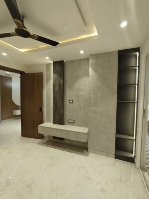 4 BHK Builder Floor For Sale in Uttam Nagar