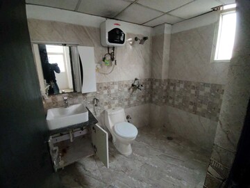 Team Area in 3 BHK Apartment at Supertech Emerald Court, Sector 93a – for Rent