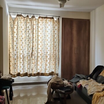 Living Room in 1.5 BHK Apartment at Unitech The Residences Gurgaon, Sector 33 – for Rent