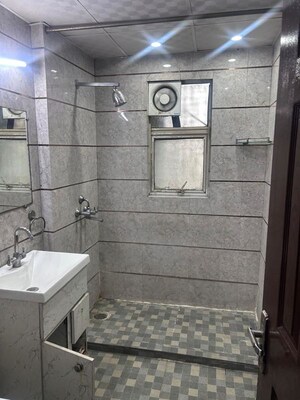 Bathroom in 4 BHK Apartment at Mahagun Maple, Sector 50 – for Rent