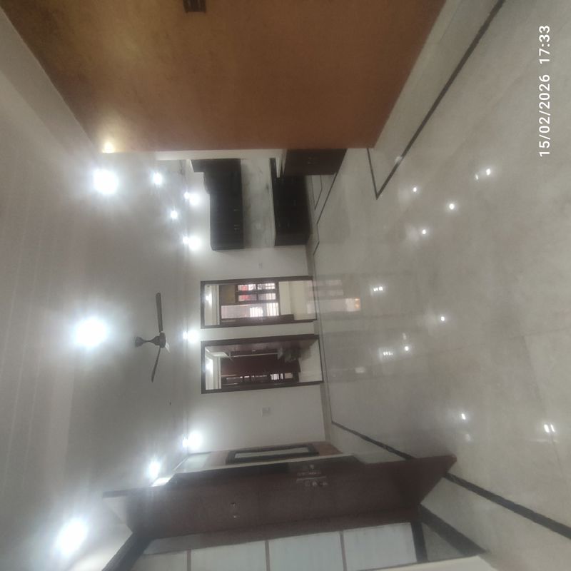 3 BHK + Servant Room,Extra Room Builder Floor For Sale in Sushant Lok 2