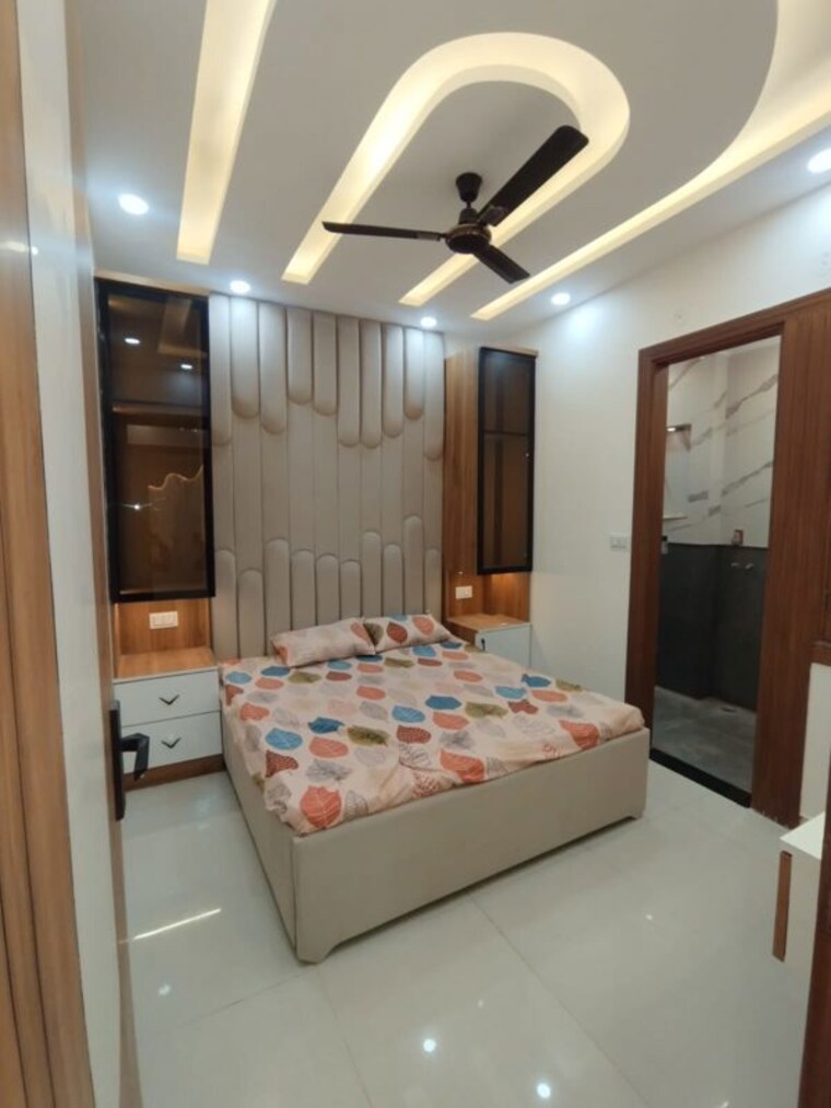 Bedroom, uttam nagar 2 Bedroom 60 Sq.Yd. Builder Floor In Uttam Nagar Delhi 9972096