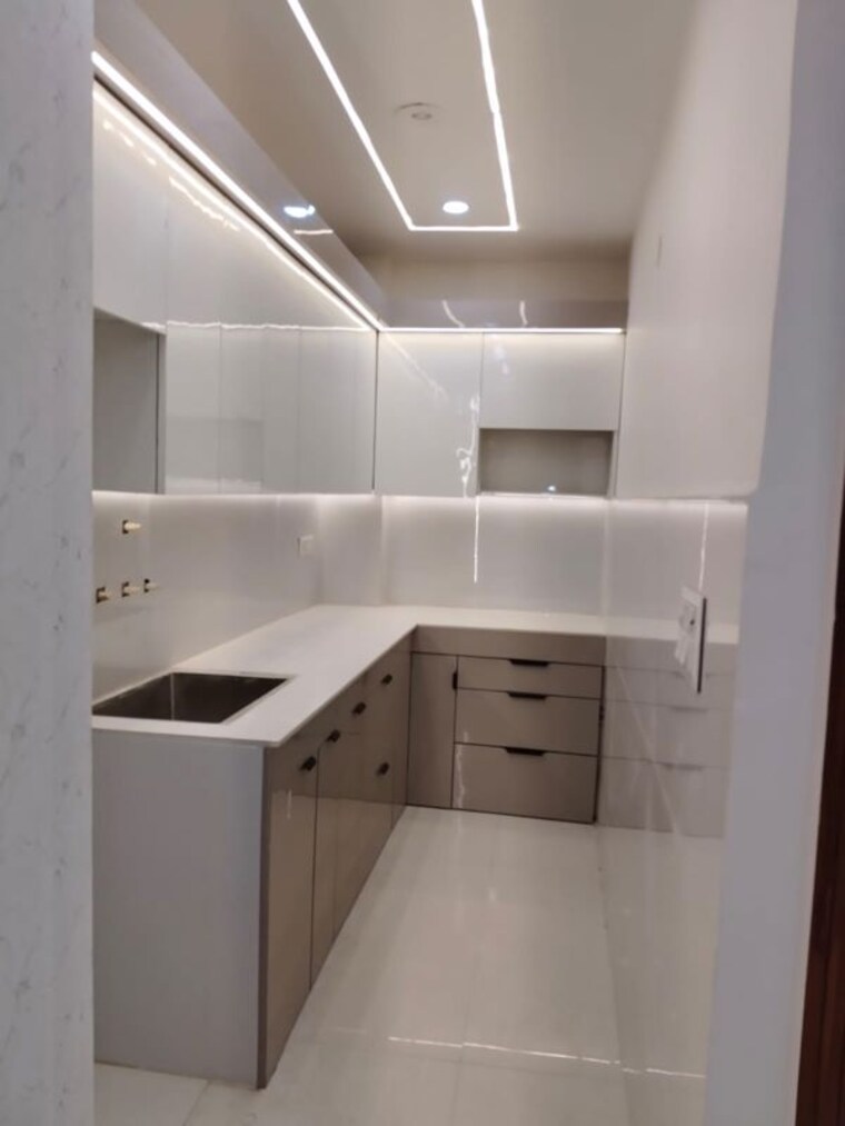 Kitchen, uttam nagar 2 Bedroom 60 Sq.Yd. Builder Floor In Uttam Nagar Delhi 9972096