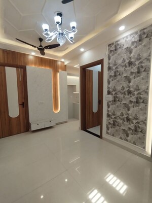 2 BHK Builder Floor For Sale in Uttam Nagar