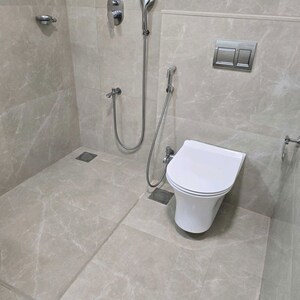 Bathroom in 4 BHK Apartment at Kohinoor Square Altissimo, Dadar West – for Sale