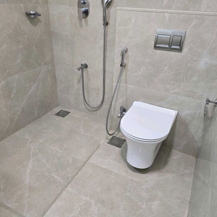 Bathroom, kohinoor-square-altissimo 4 Bedroom 1980 Sq.Ft. Apartment In Dadar West Mumbai 9980140