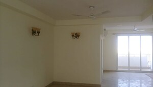 Room in 4 BHK Apartment at Emaar Palm Terraces Select, Sector 66 – for Rent