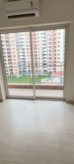 Master Plan in 4 BHK Apartment at Shapoorji Pallonji Joyville Gurgaon, Sector 102 – for Rent