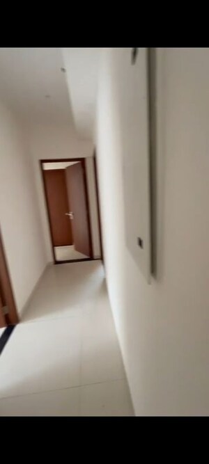 Building Lobby in 4 BHK Apartment at Shapoorji Pallonji Joyville Gurgaon, Sector 102 – for Rent