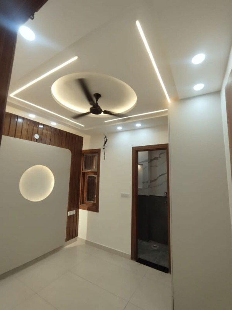 undefined, uttam nagar 2 Bedroom 60 Sq.Yd. Builder Floor In Uttam Nagar Delhi 9970746