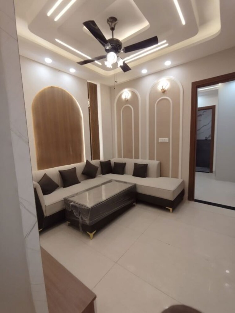 Living Room, uttam nagar 2 Bedroom 60 Sq.Yd. Builder Floor In Uttam Nagar Delhi 9970746