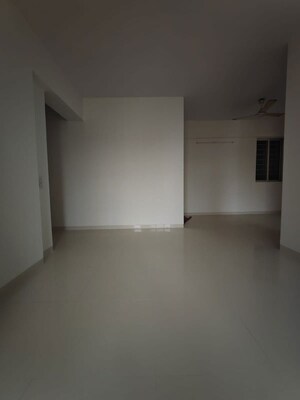 2 BHK Apartment For Rent in K Raheja Raheja Residency, Malad East