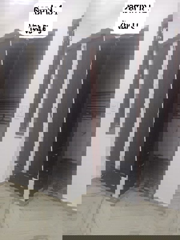 Bathroom in 3 BHK Builder Floor at Rohini Sector 8 – for Rent