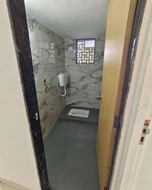 Building Lobby in 2 BHK Apartment at Kohinoor Highland, Dombivli East – for Sale