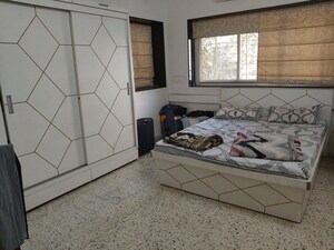 Bedroom in 3.5 BHK Apartment at Sunit CHS, Model Colony – for Rent