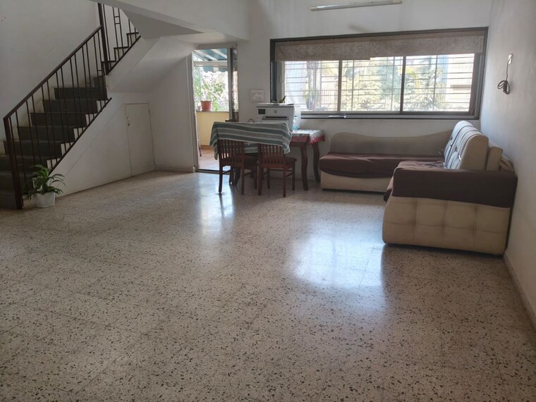  Parking, sunit-chs 3.5 Bedroom 2000 Sq.Ft. Apartment In Model Colony Pune 9980176