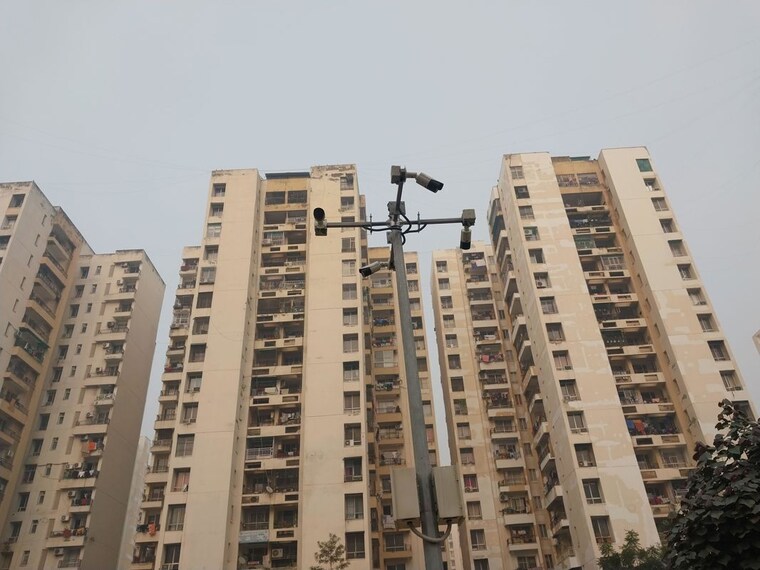 Exterior View, jaypee-greens-kosmos 2 Bedroom 950 Sq.Ft. Apartment In Sector 134 Noida 9980163