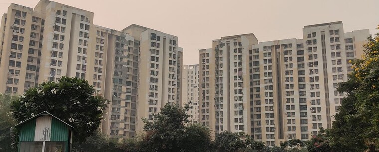 Exterior View, jaypee-greens-kosmos 2 Bedroom 950 Sq.Ft. Apartment In Sector 134 Noida 9980163