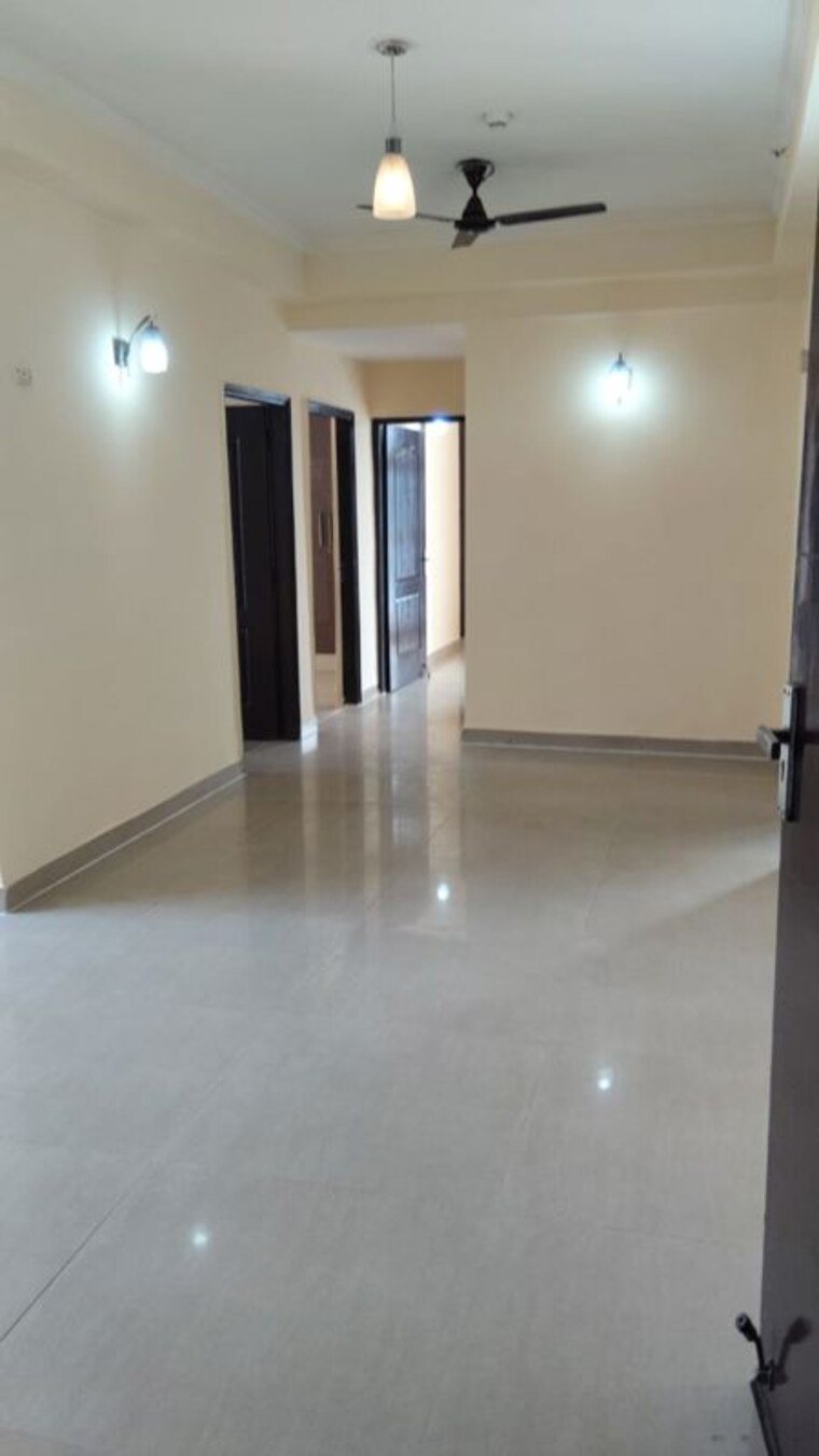 Room, amrapali-eden-park 3 Bedroom 1360 Sq.Ft. Apartment In Sector 50 Noida 9980189