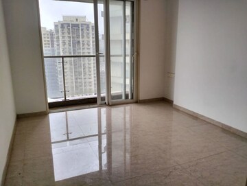 Room in 2 BHK Apartment at JP Decks, Goregaon East – for Sale