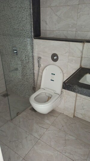 Bathroom in 3.5 BHK Apartment at Amanora Gold Towers, Hadapsar – for Rent