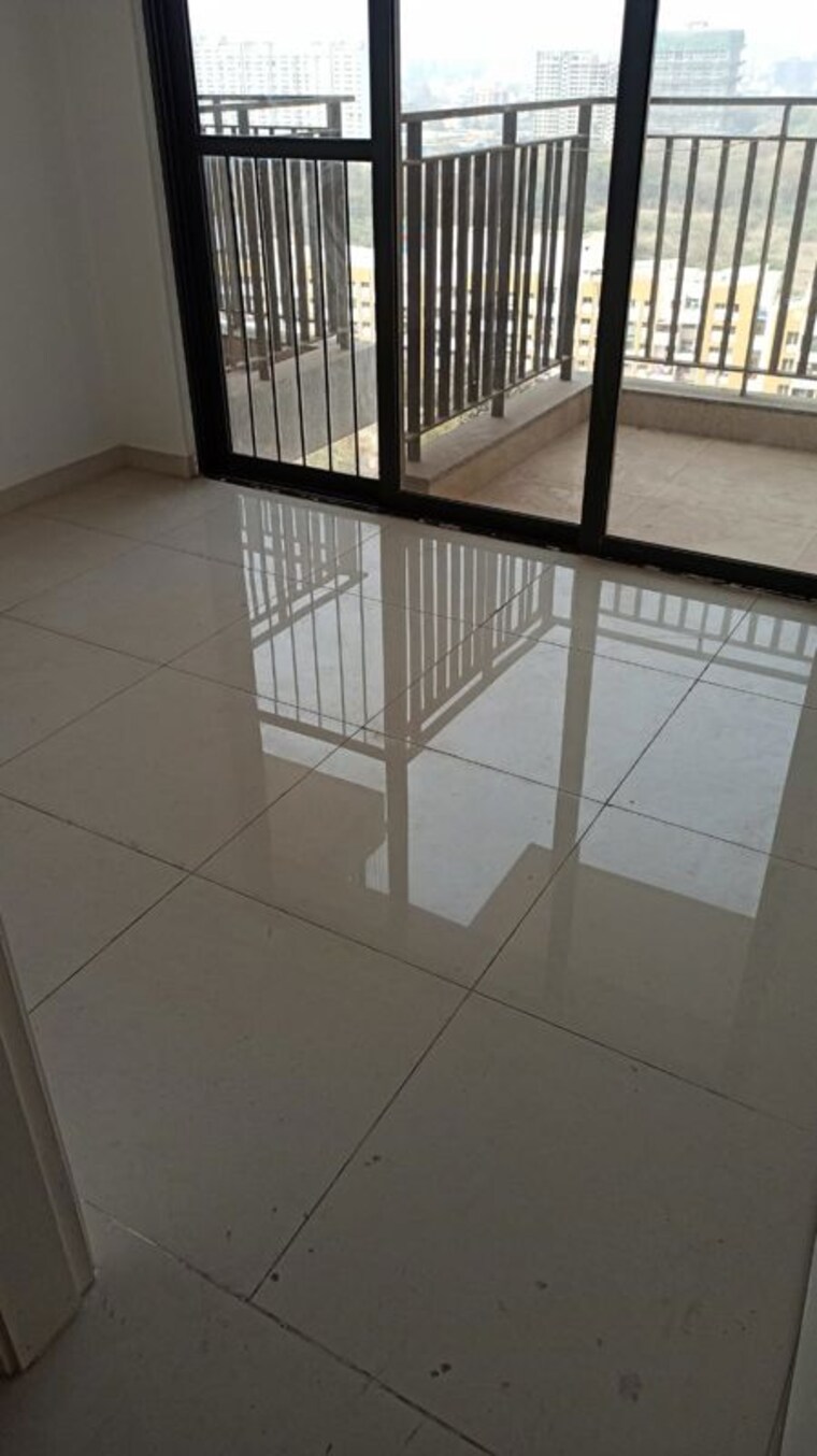 Balcony, amanora-gold-towers 3.5 Bedroom 1500 Sq.Ft. Apartment In Hadapsar Pune 9980211