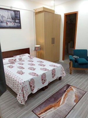 Bedroom in 2 BHK Builder Floor at Sector 57 – for Rent