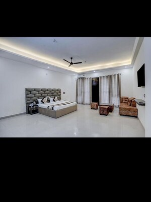 Room in  Pg at Sector 51 – for Rent