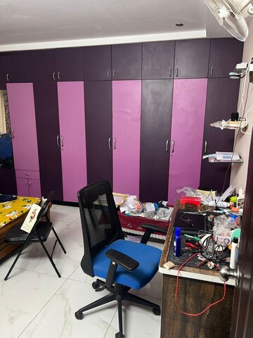 Room in 3 BHK Apartment at Banjara Hills – for Sale