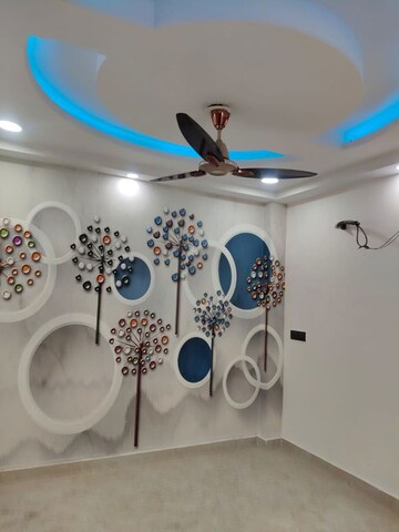 Furnished Amenities in 2 BHK Builder Floor at Govindpuri – for Rent