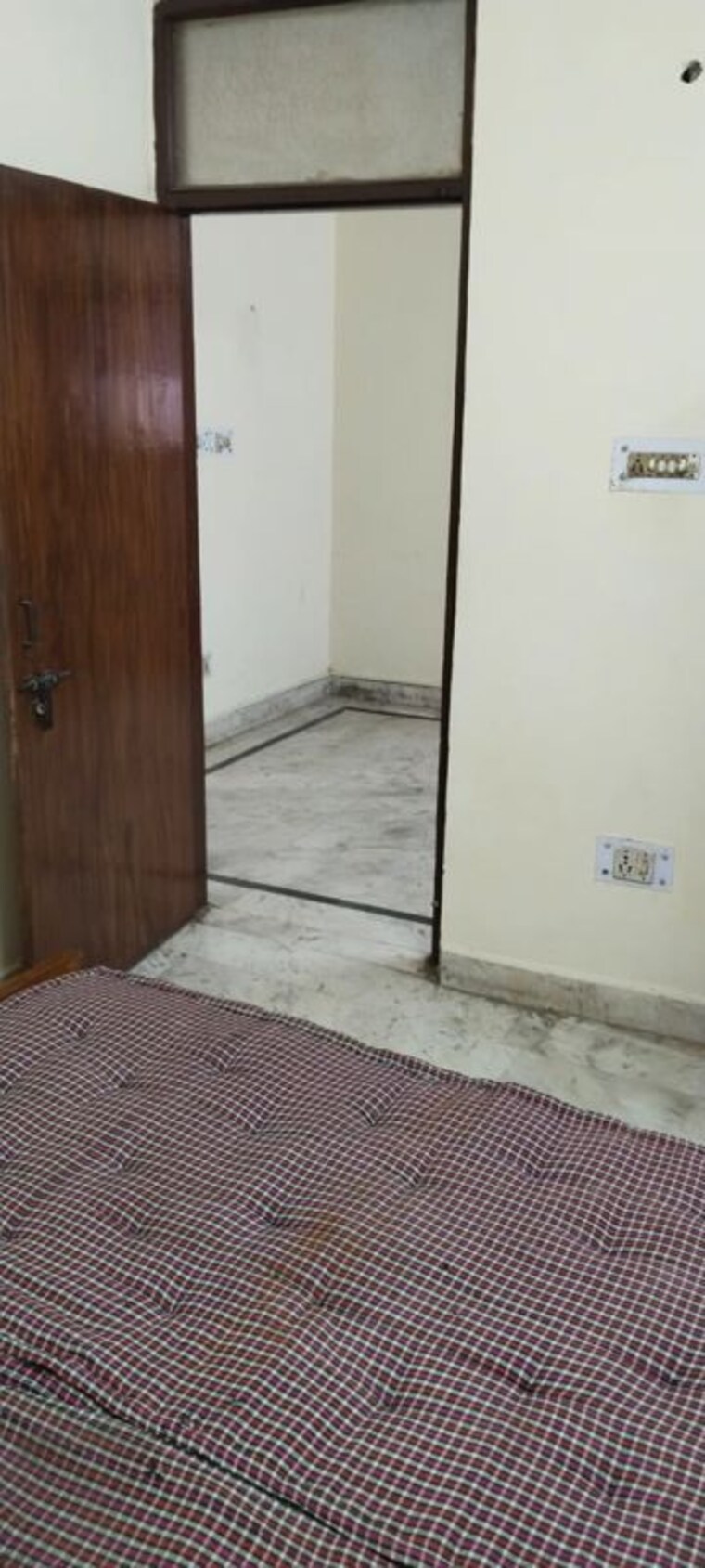 Room, govindpuri 1 Bedroom 350 Sq.Ft. Builder Floor In Govindpuri Delhi 9827390