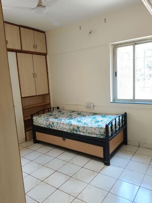 Bedroom in 2 BHK Apartment at DSK Sundarban, Hadapsar – for Rent