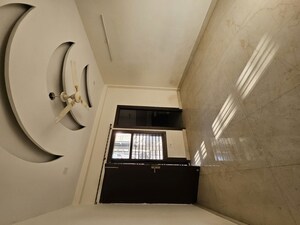 Building Lobby in 3 BHK Builder Floor at Green Fields Colony – for Sale