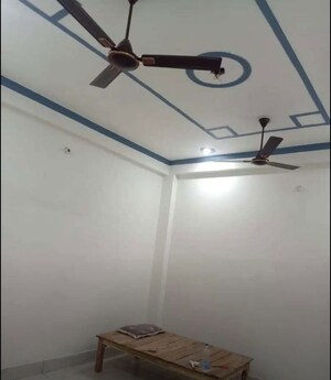 2 BHK Apartment For Rent in Husainganj