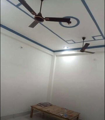 2 BHK Apartment For Rent in Husainganj