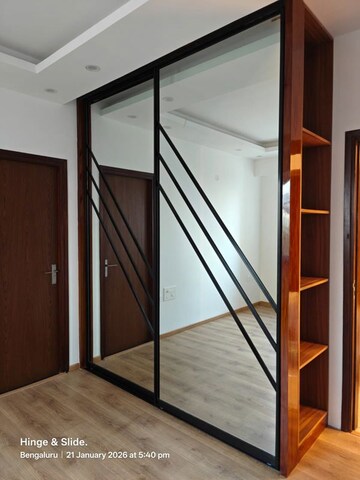 Room in 4 BHK Apartment at Phoenix One Banglore West, Rajaji Nagar – for Rent