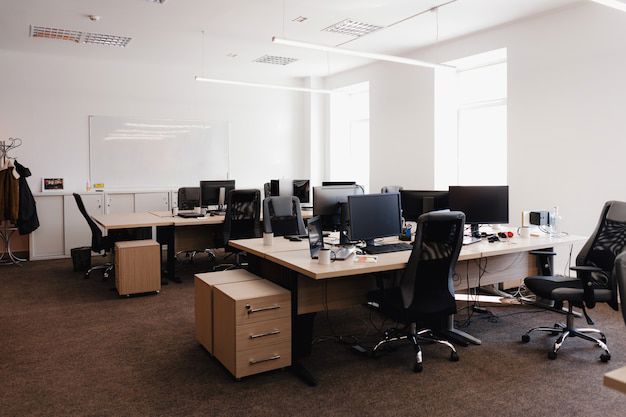 Office Space For Sale in Ajanta CHS