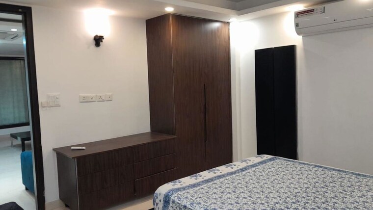 Bedroom, new friends colony 2 Bedroom 200 Sq.Yd. Builder Floor In New Friends Colony Delhi 9980385