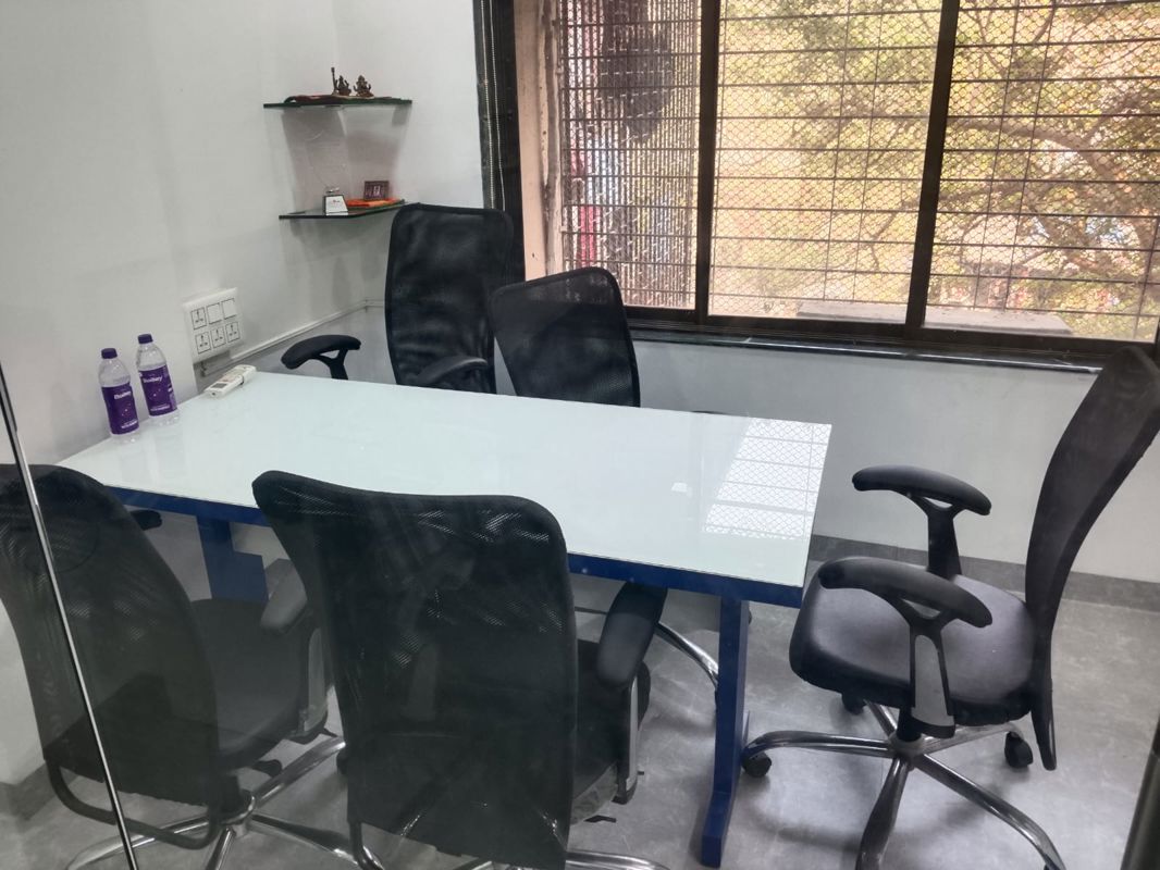 Office Space For Rent in Kandivali West