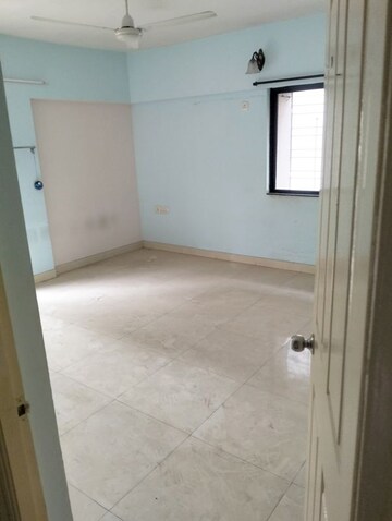 Room in 3 BHK Apartment at Parmar Garden, Wanwadi – for Rent