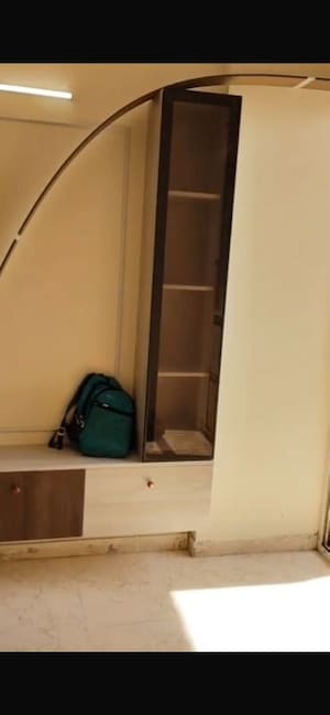 Furnished Amenities in 2.5 BHK Apartment at MRG The Meridian, Sector 89a – for Rent