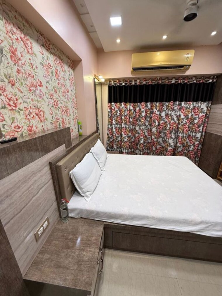 Master Bedroom, monarch-chs 1 Bedroom 600 Sq.Ft. Apartment In Andheri East Mumbai 9980437