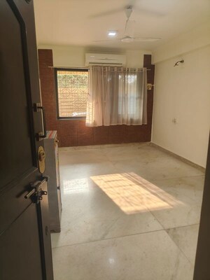 1 BHK Apartment For Rent in Andheri West