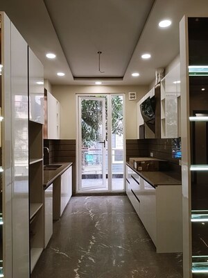 Building Lobby in 3 BHK Builder Floor at Hari Nagar – for Sale