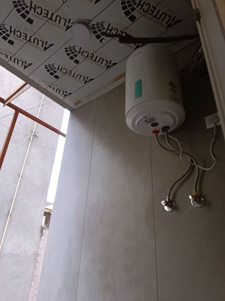 Master Bedroom, hari nagar 3 Bedroom 1800 Sq.Ft. Builder Floor In Hari Nagar Delhi 9980492