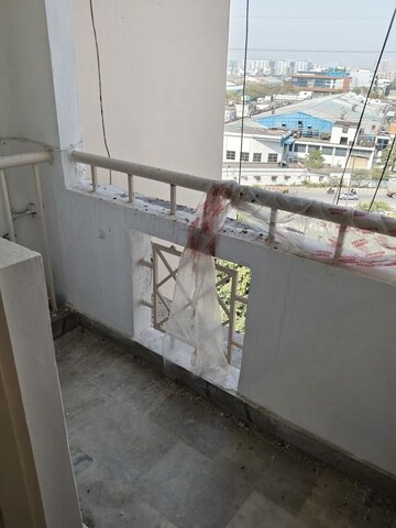 Kitchen in 4 BHK Apartment at Royal Towers Noida, Sector 61 – for Rent