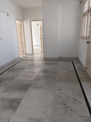 Room in 4 BHK Apartment at Royal Towers Noida, Sector 61 – for Rent