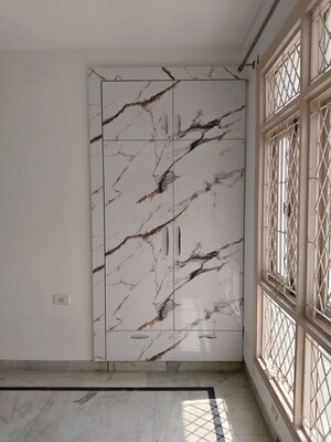 Balcony in 4 BHK Apartment at Royal Towers Noida, Sector 61 – for Rent